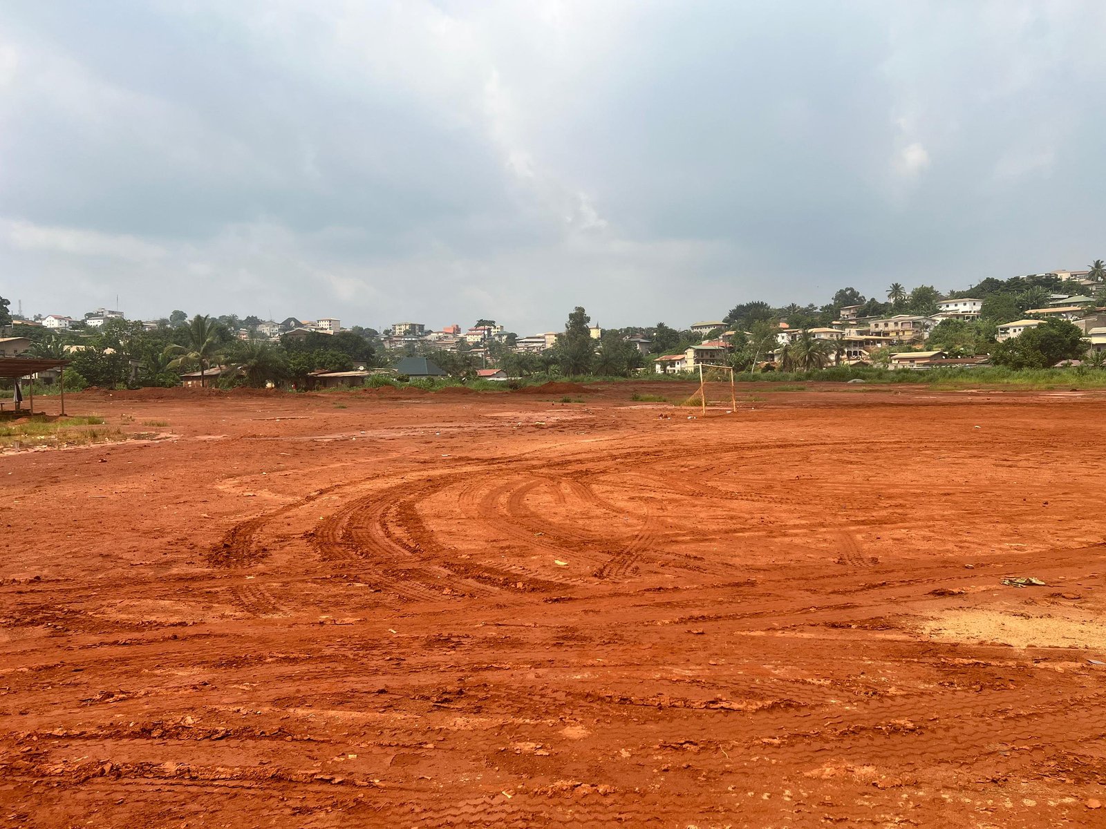 Terrain titré à vendre, Mvan, Yaoundé 