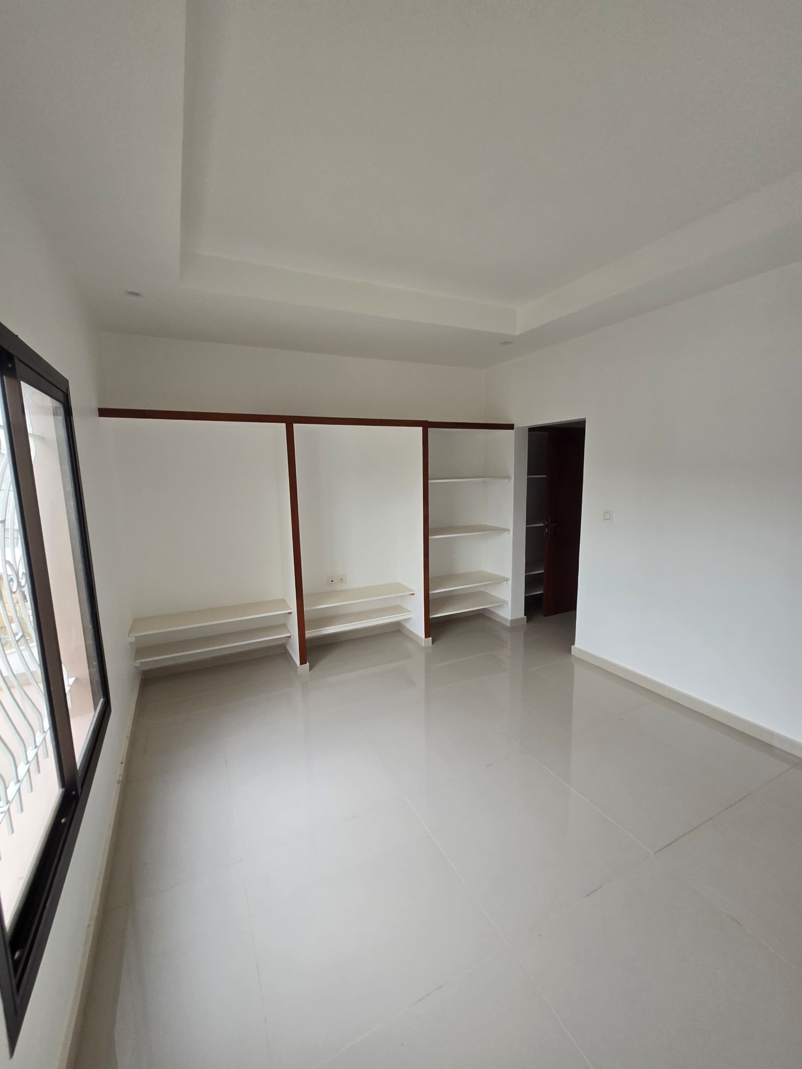 Complexe à vendre, Yassa, Douala