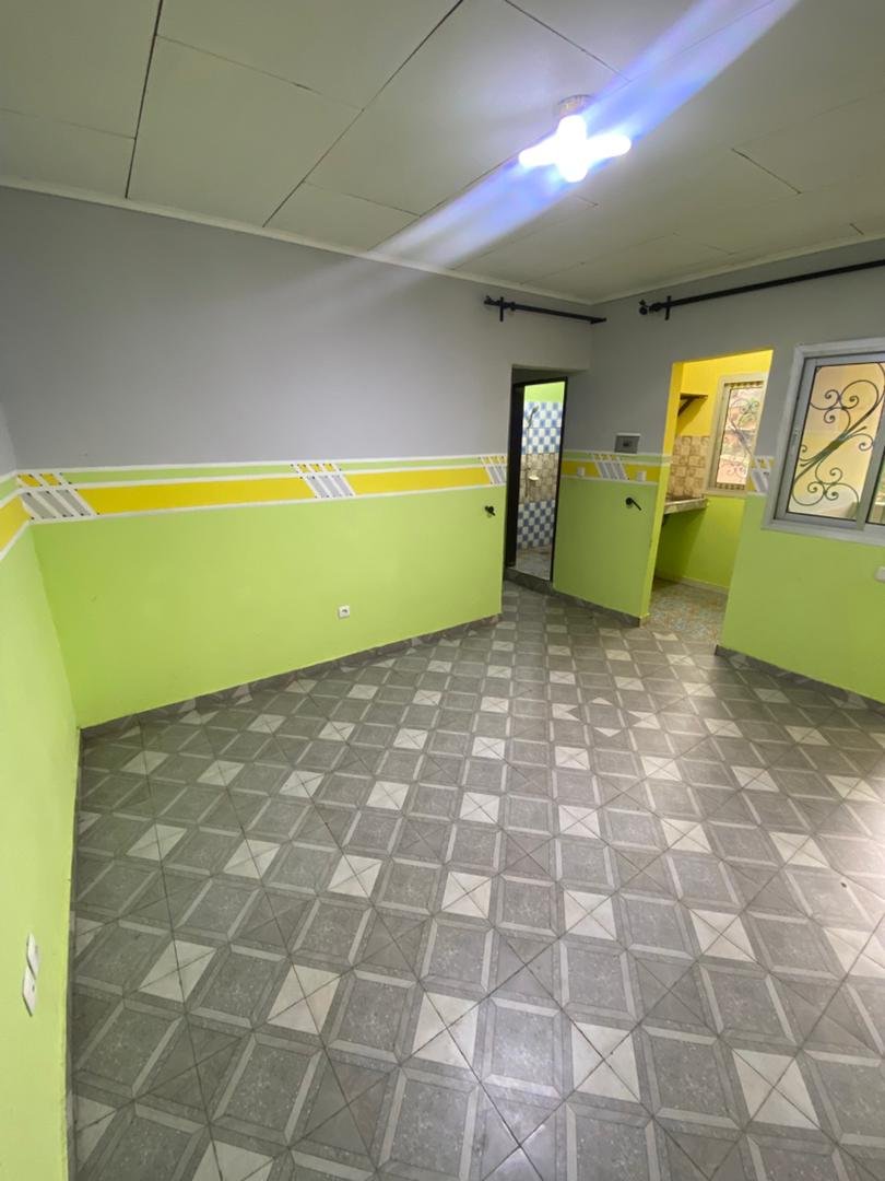 Studio moderne à louer, Simbock, Yaoundé