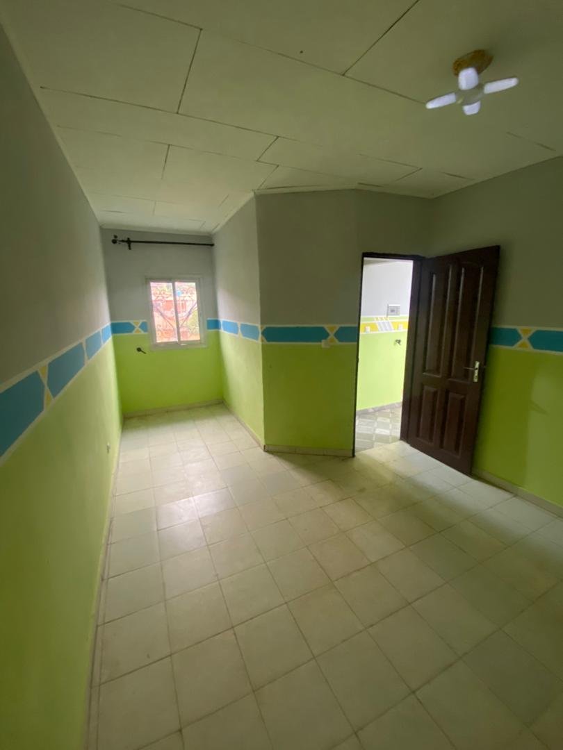 Studio moderne à louer, Simbock, Yaoundé