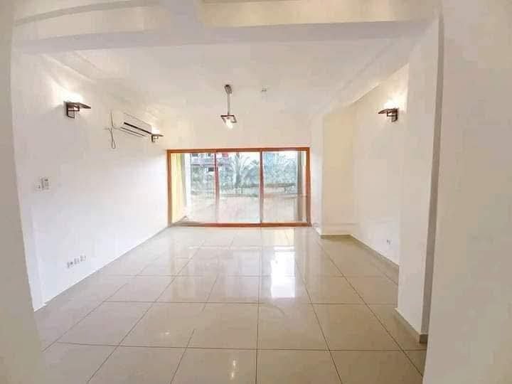 Appartement à louer, Bonanjo, Douala 