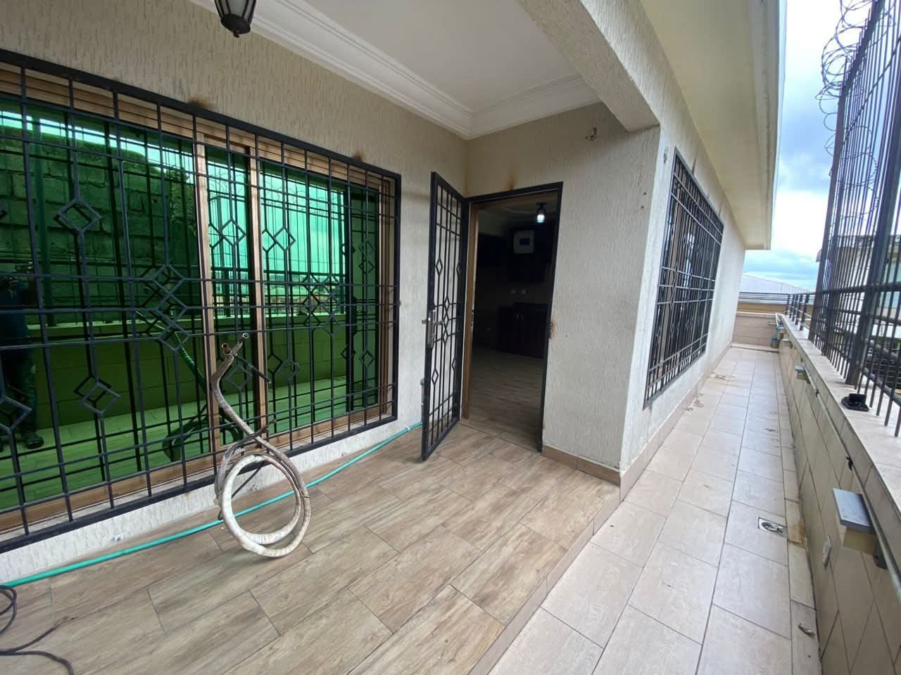 Penthouse à louer, Bonapriso, Douala 