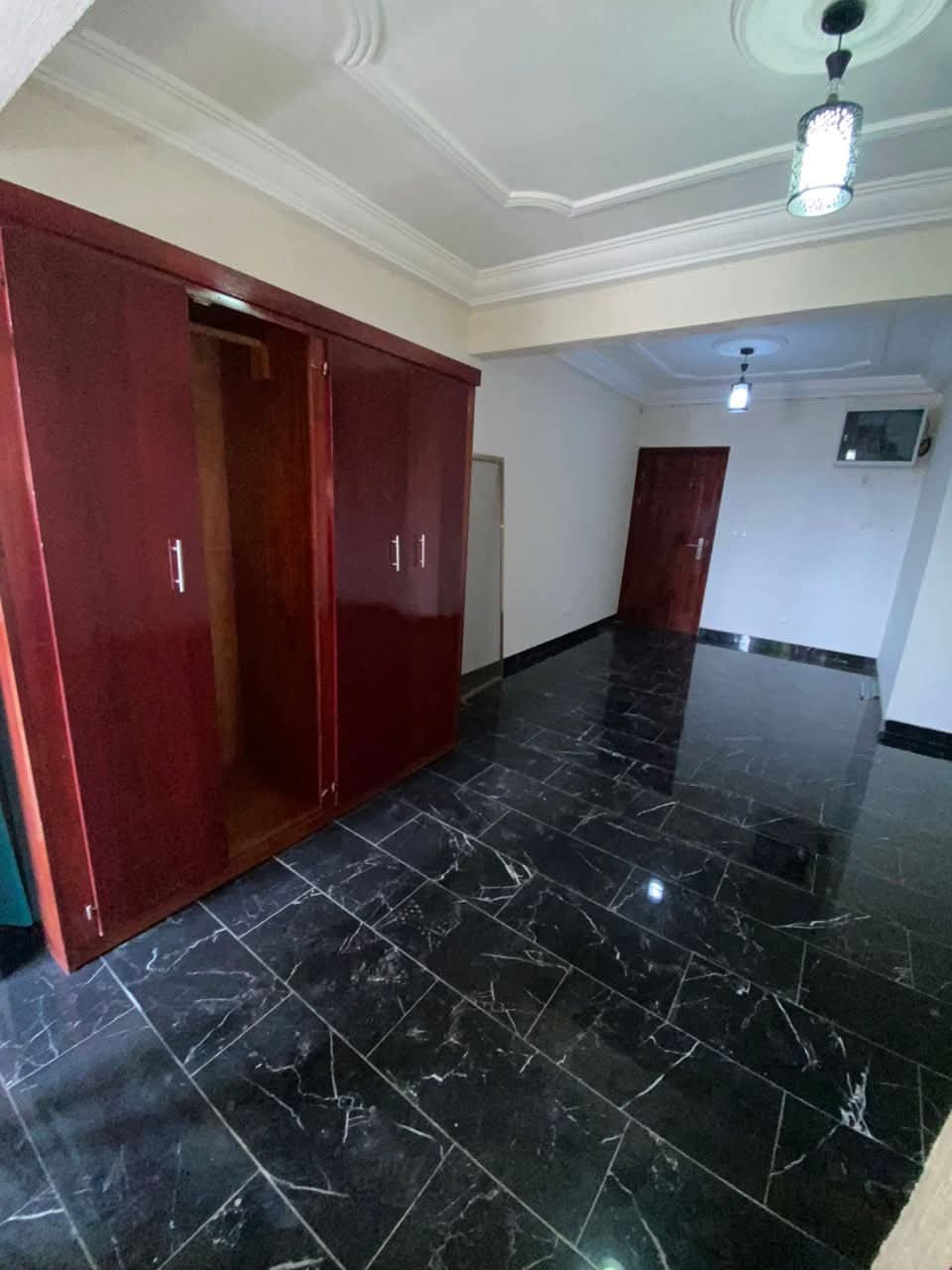 Penthouse à louer, Bonapriso, Douala 