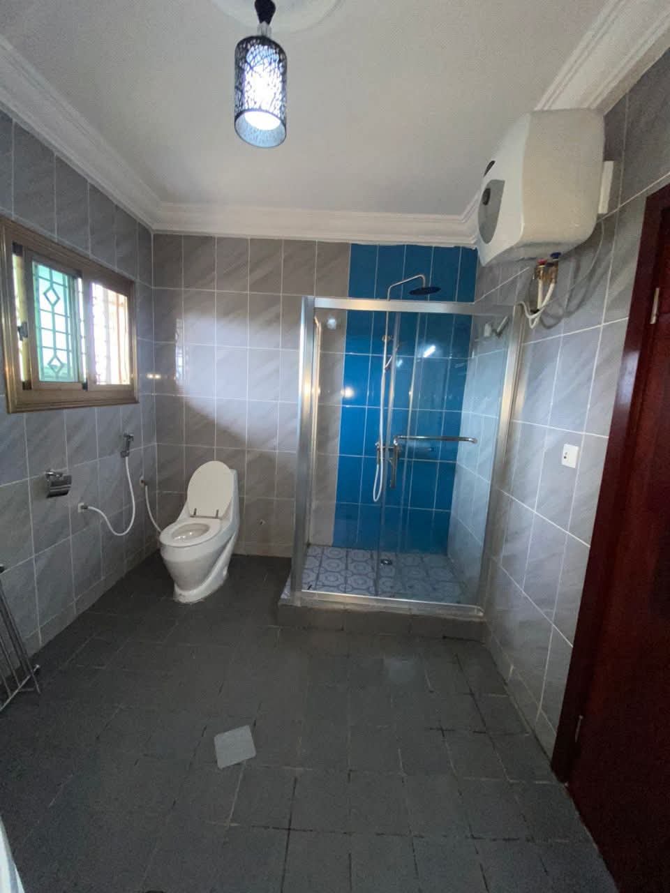 Penthouse à louer, Bonapriso, Douala 