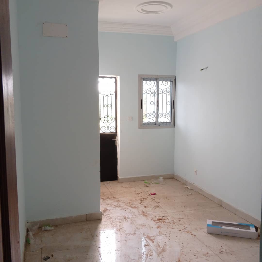 Studio moderne à louer, Ekounou, Yaoundé  