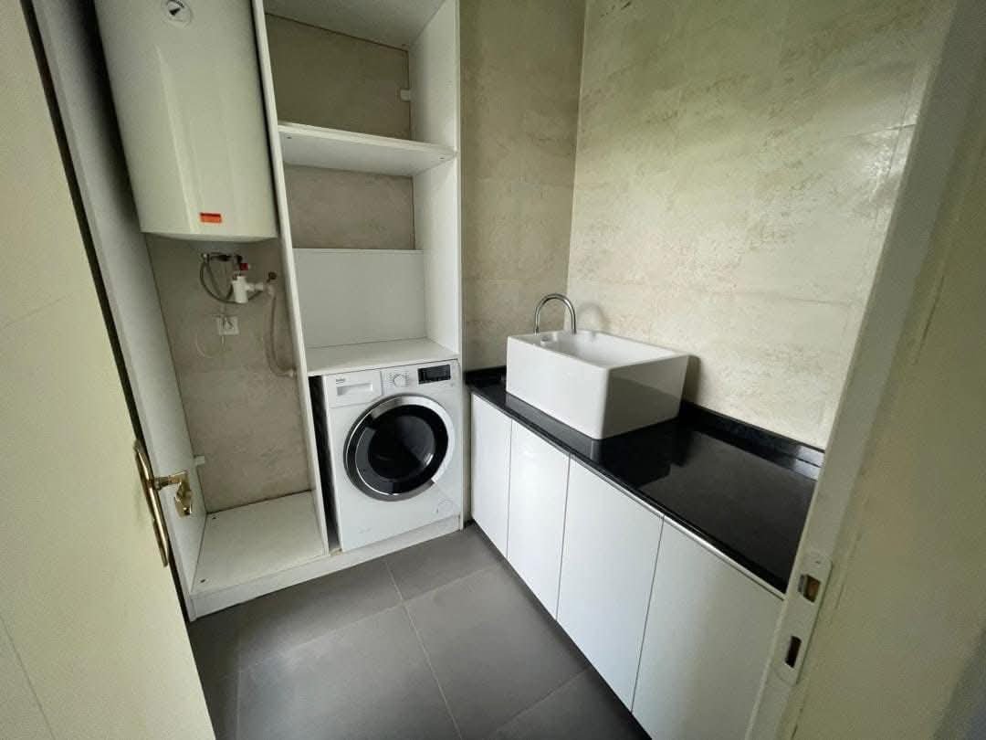 Appartement à louer, Bastos, Yaoundé 