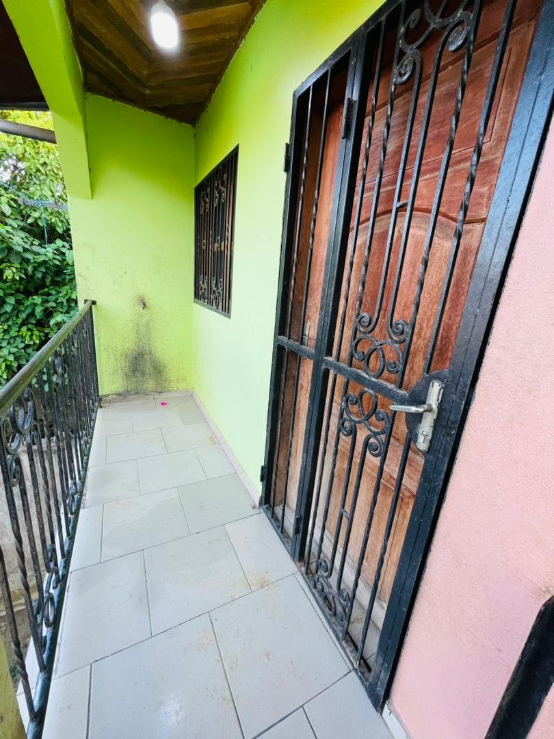 Studio à louer, Logbessou, Douala 