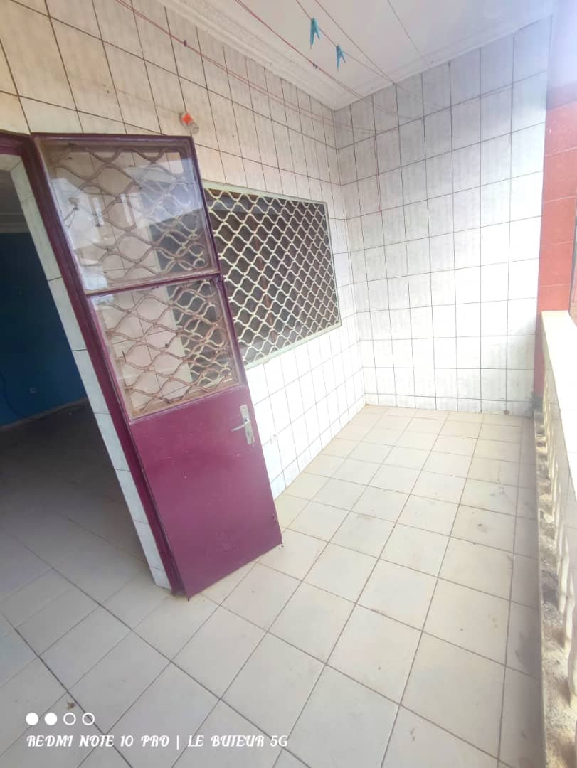 Appartement à louer, PK13, Douala 