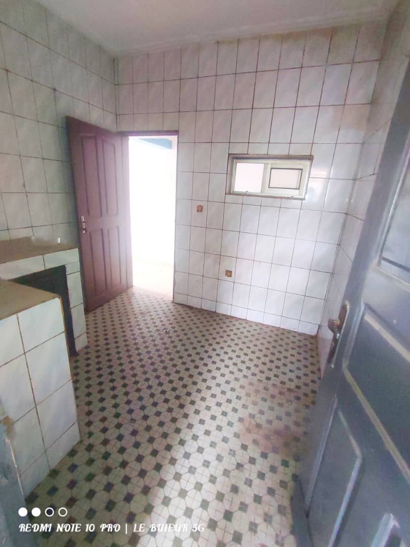 Appartement à louer, PK13, Douala 