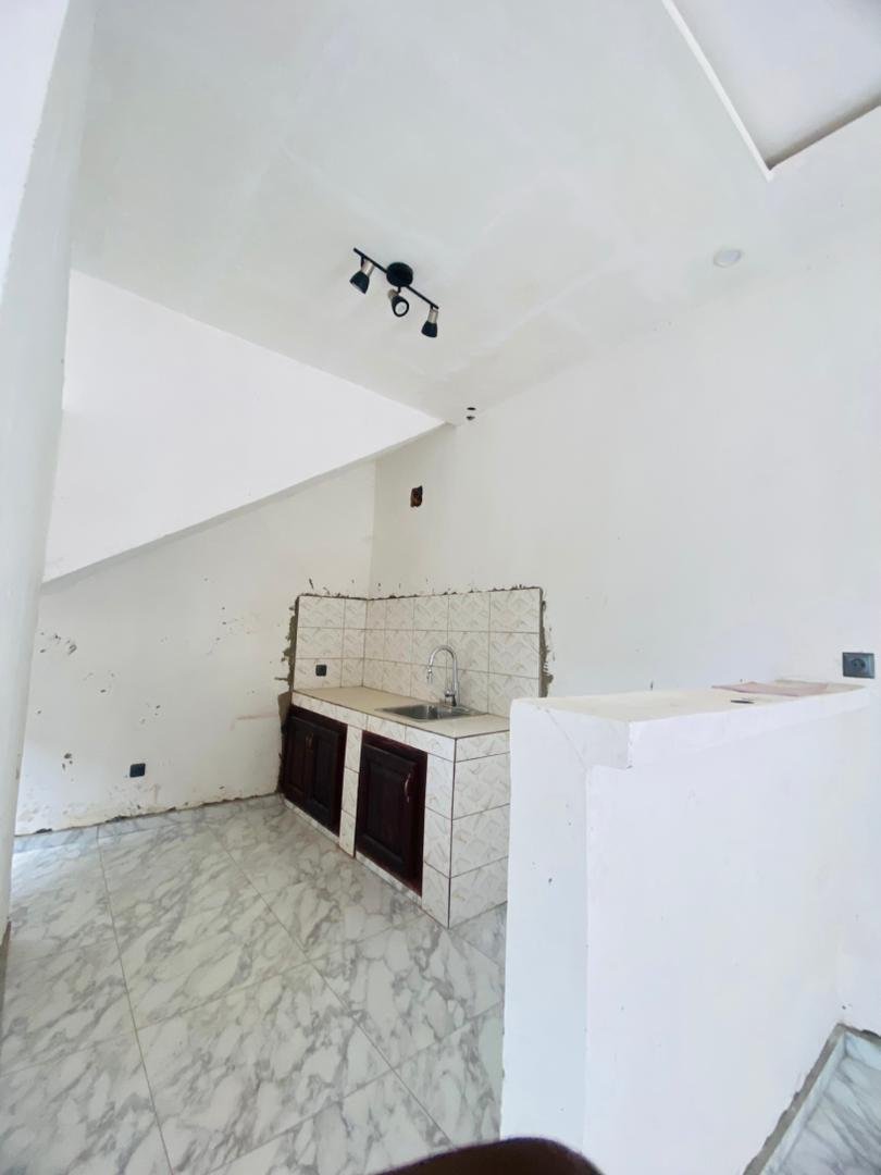 Appartement à louer, Odza, Yaoundé 