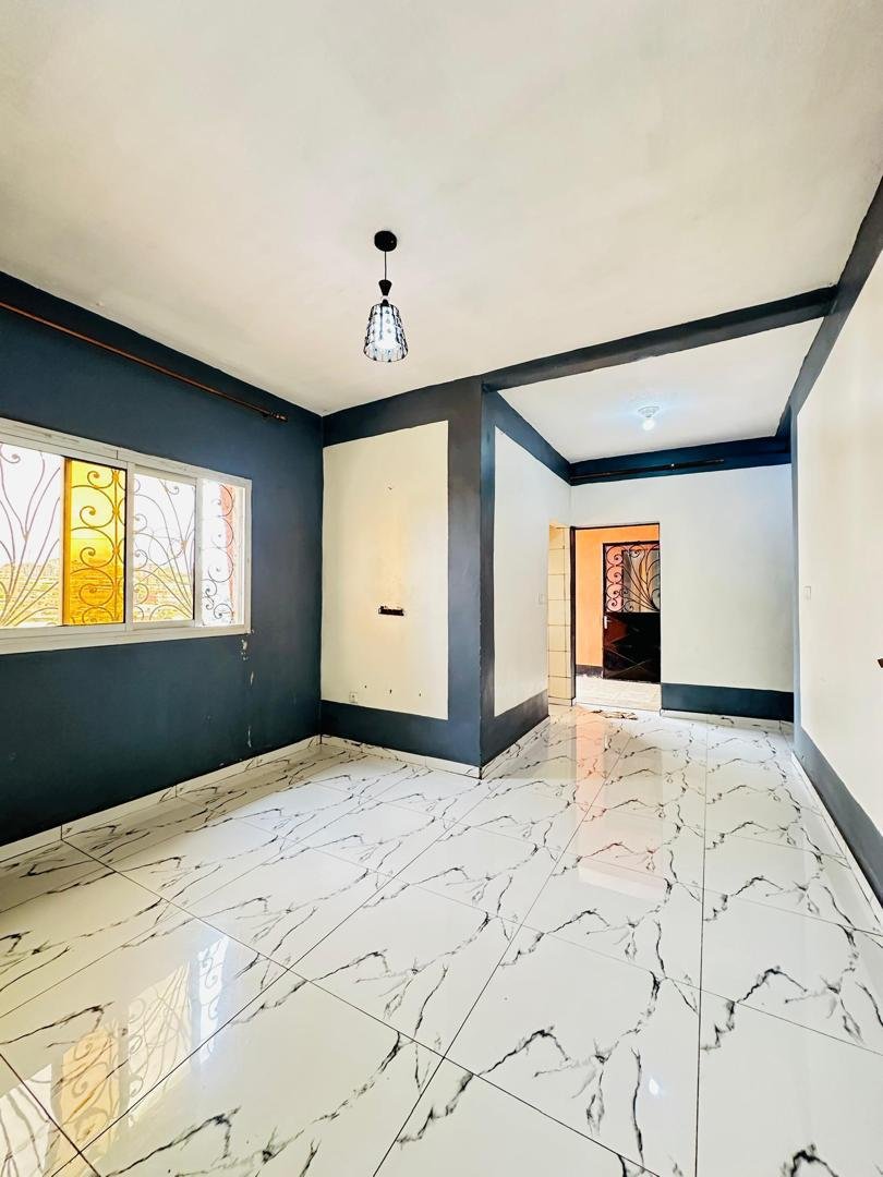 Studio moderne à louer, Obobogo, Yaoundé 