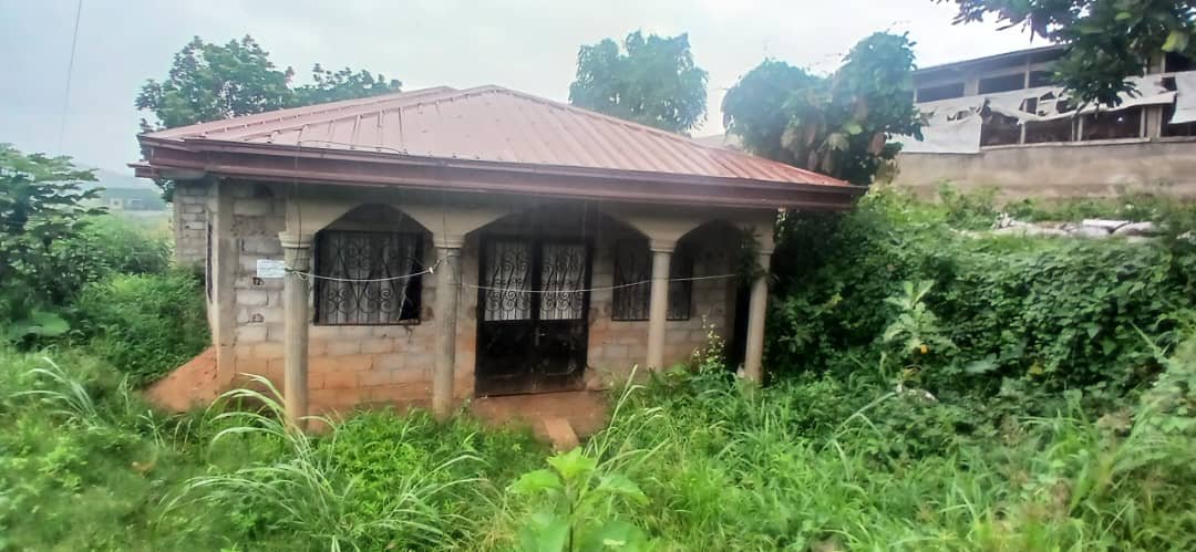 Maison à vendre, Nkolbisson, Yaoundé 
