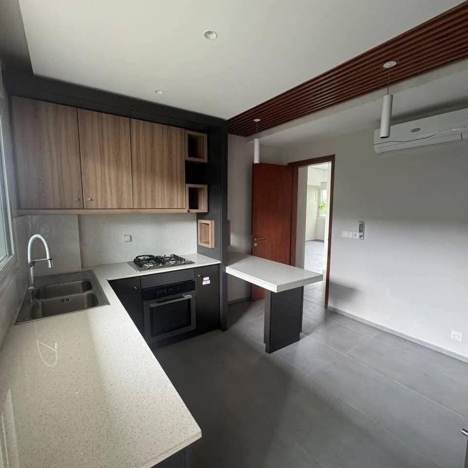 Appartement à louer, Bonapriso, Douala 