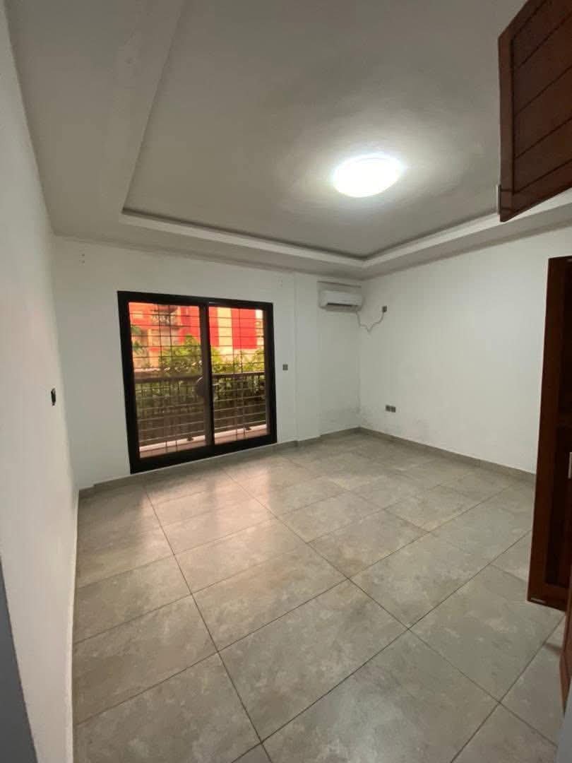 Appartement à louer, Bonamoussadi, Douala 