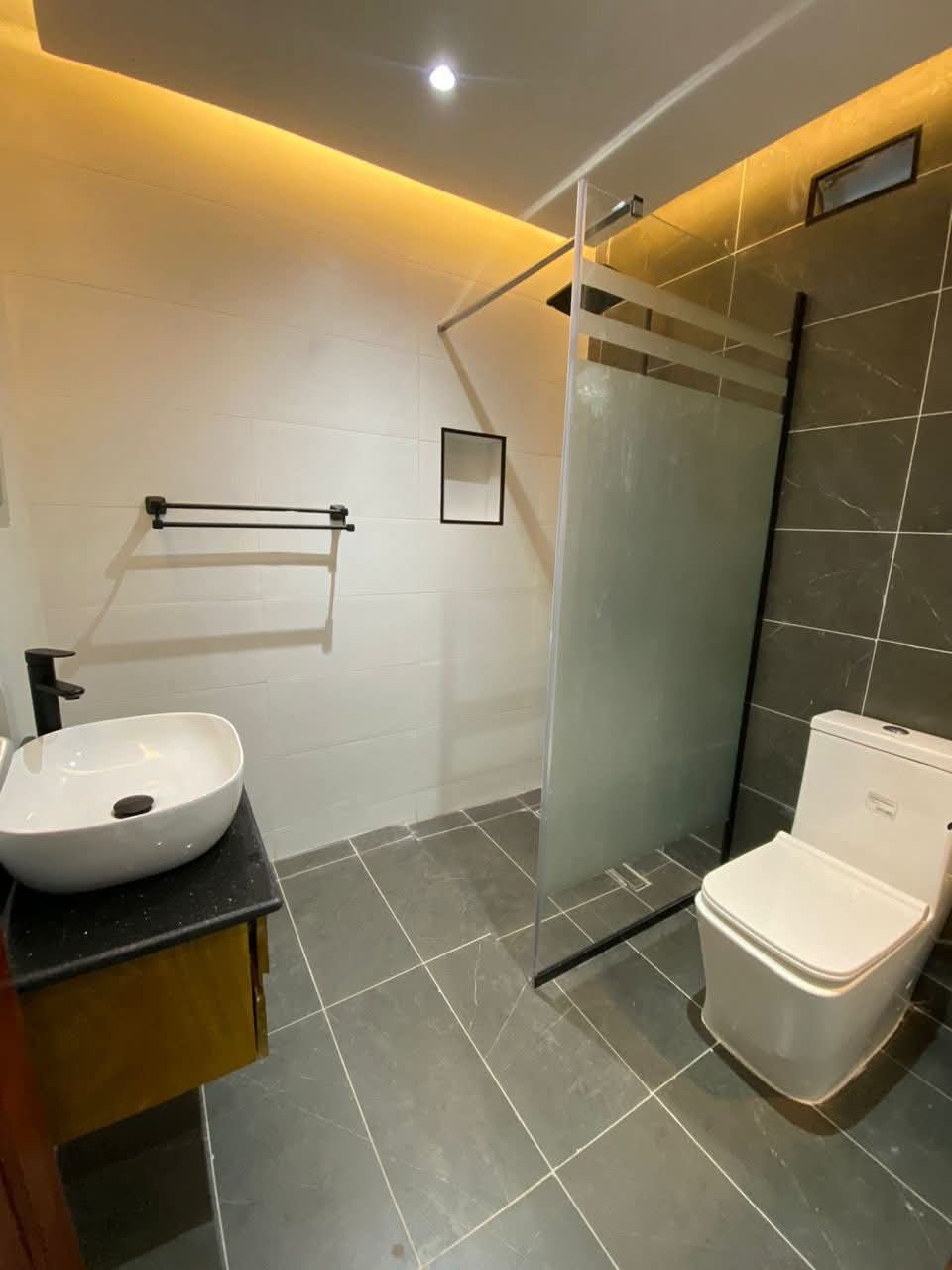 Appartement à louer, Bonapriso, Douala