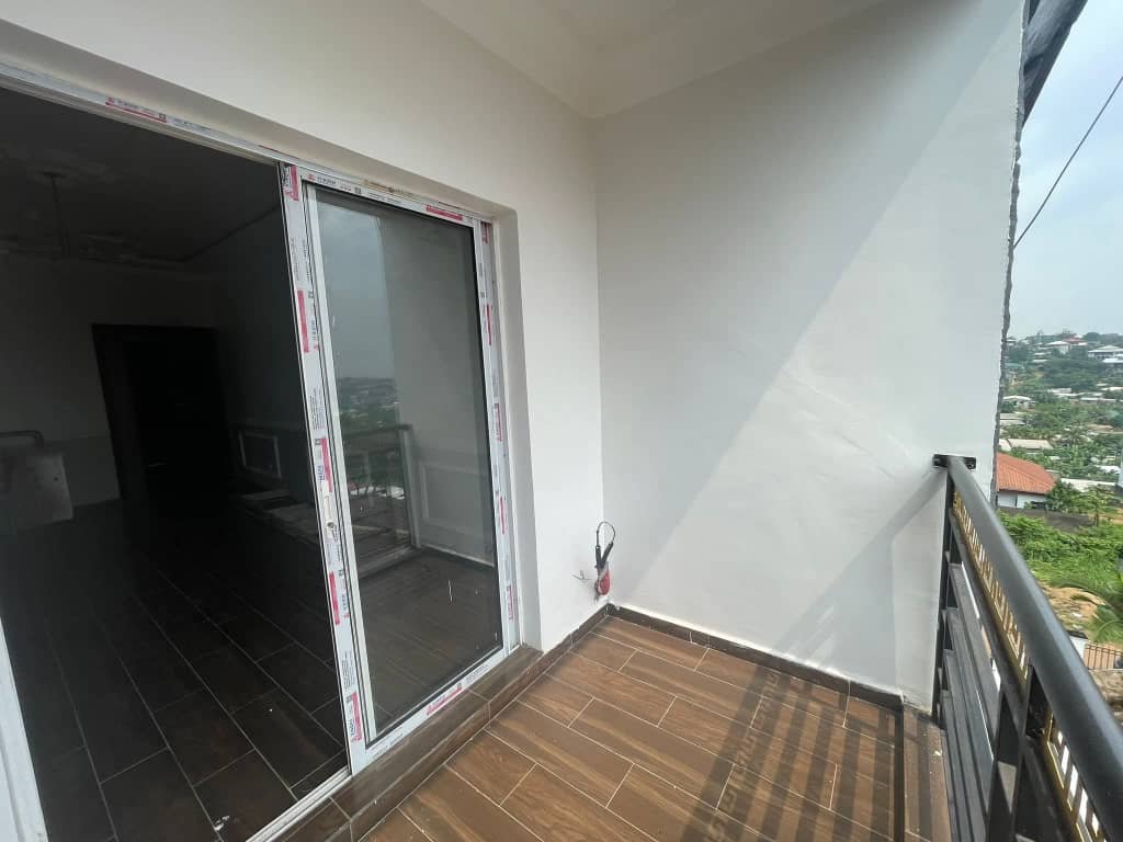 Studio à louer, Yassa, Douala
