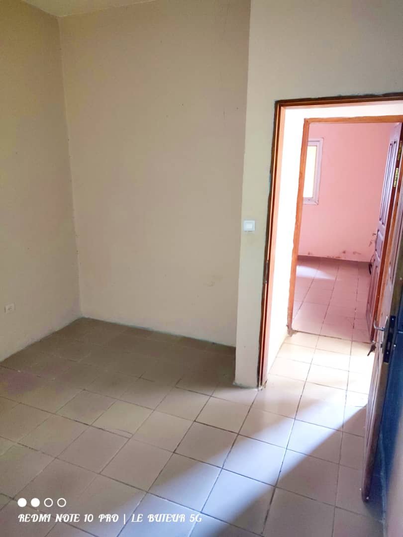 Appartement à louer, PK12, Douala 
