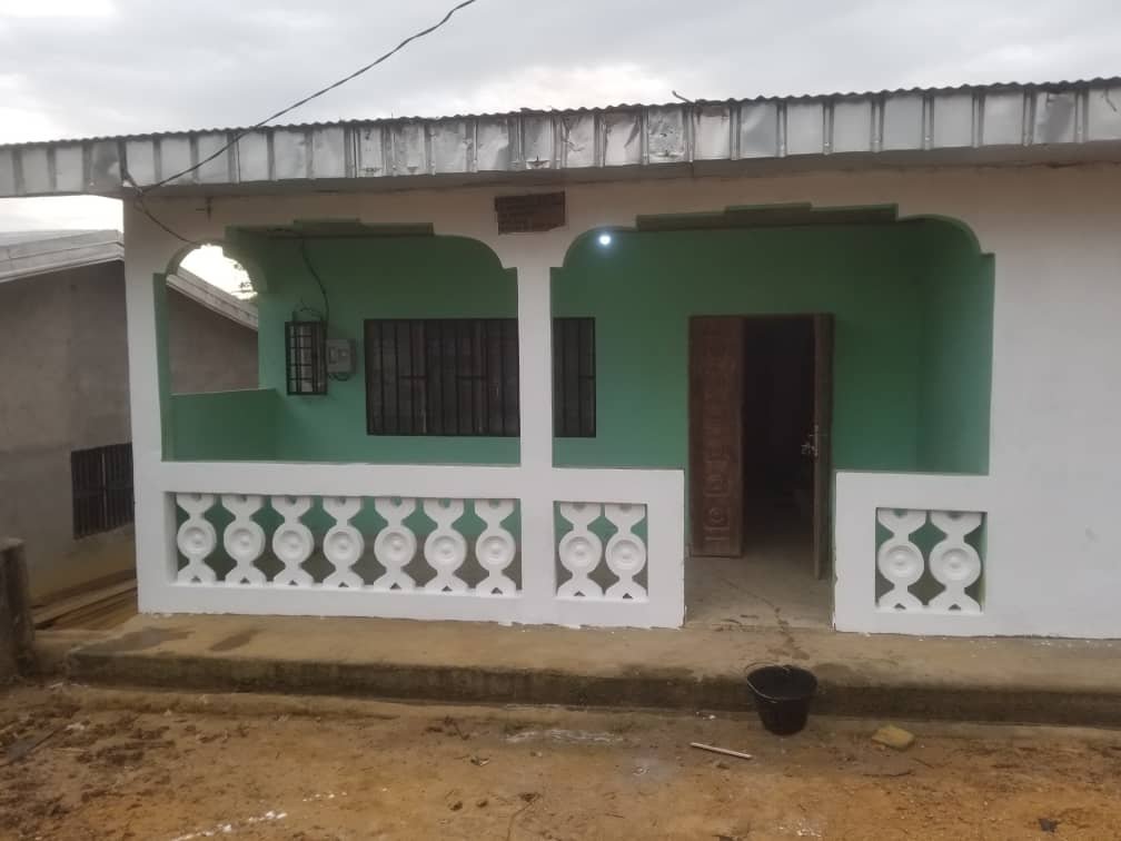 Maison titré à vendre, Ebolowa 