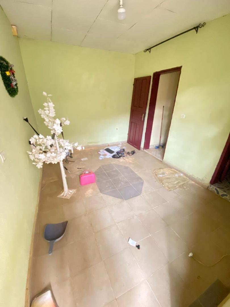 Chambre à louer, Biyemassi, Yaoundé 