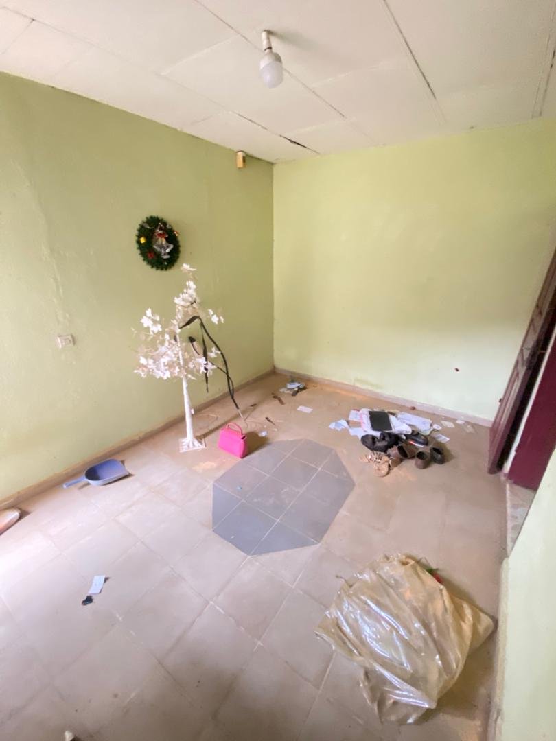 Chambre à louer, Biyemassi, Yaoundé 
