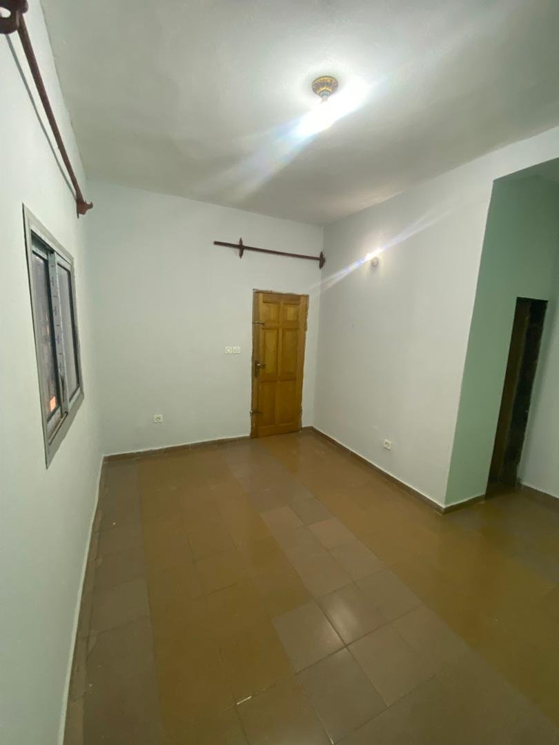 Studio moderne à louer, Damas, Yaoundé 