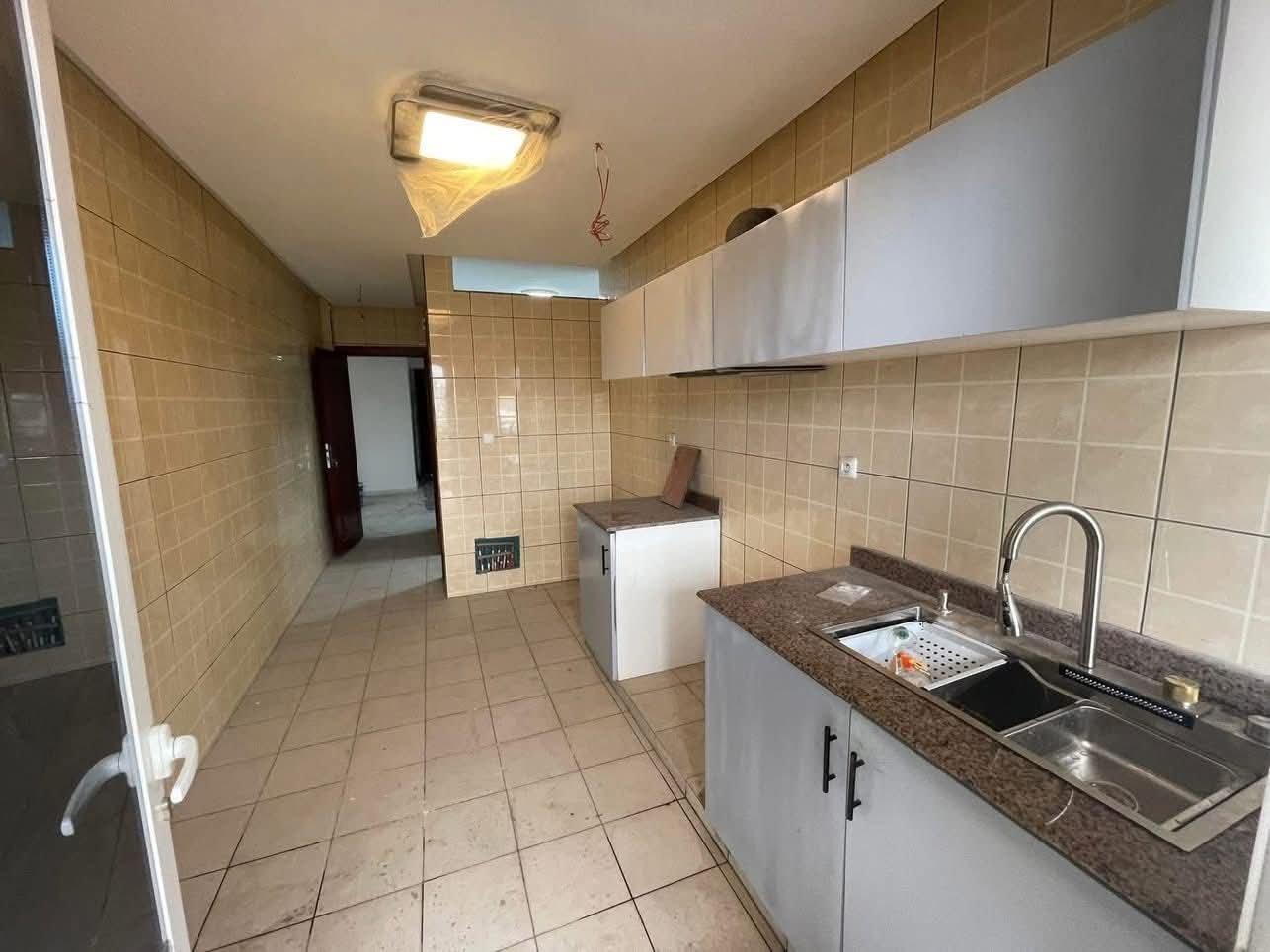 Appartement à louer, Akwa, Douala 
