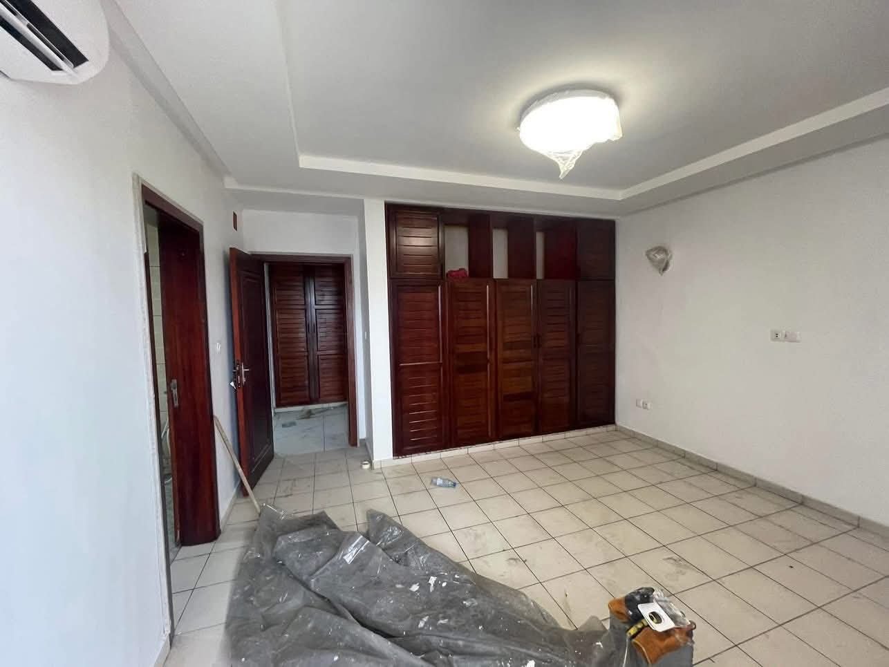 Appartement à louer, Akwa, Douala 