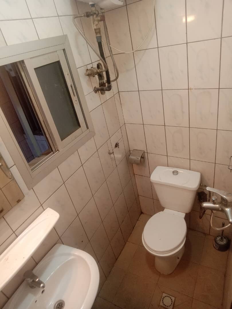 Studio moderne à louer, Bastos, Yaoundé 