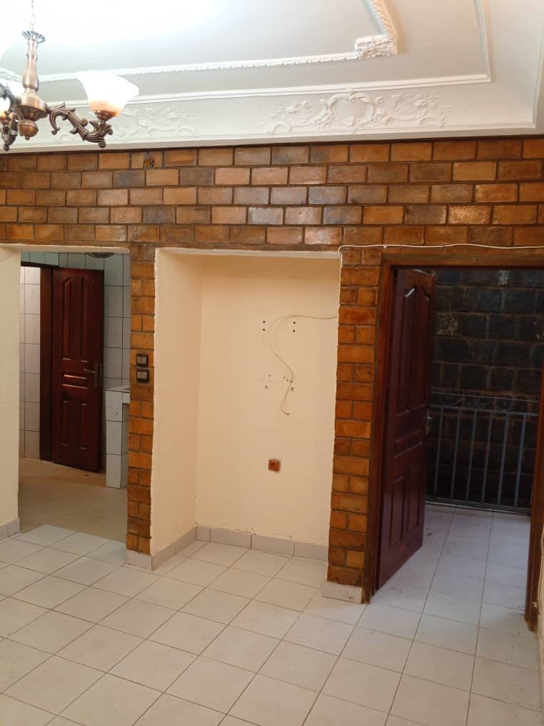 Studio moderne à louer, Bastos, Yaoundé 