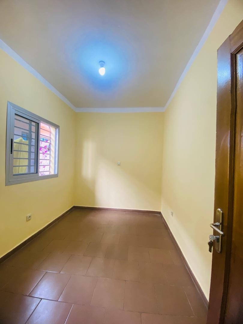 Studio moderne à louer, Odza, Yaoundé 