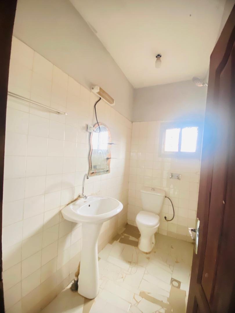 Appartement à louer, Odza, Yaoundé 