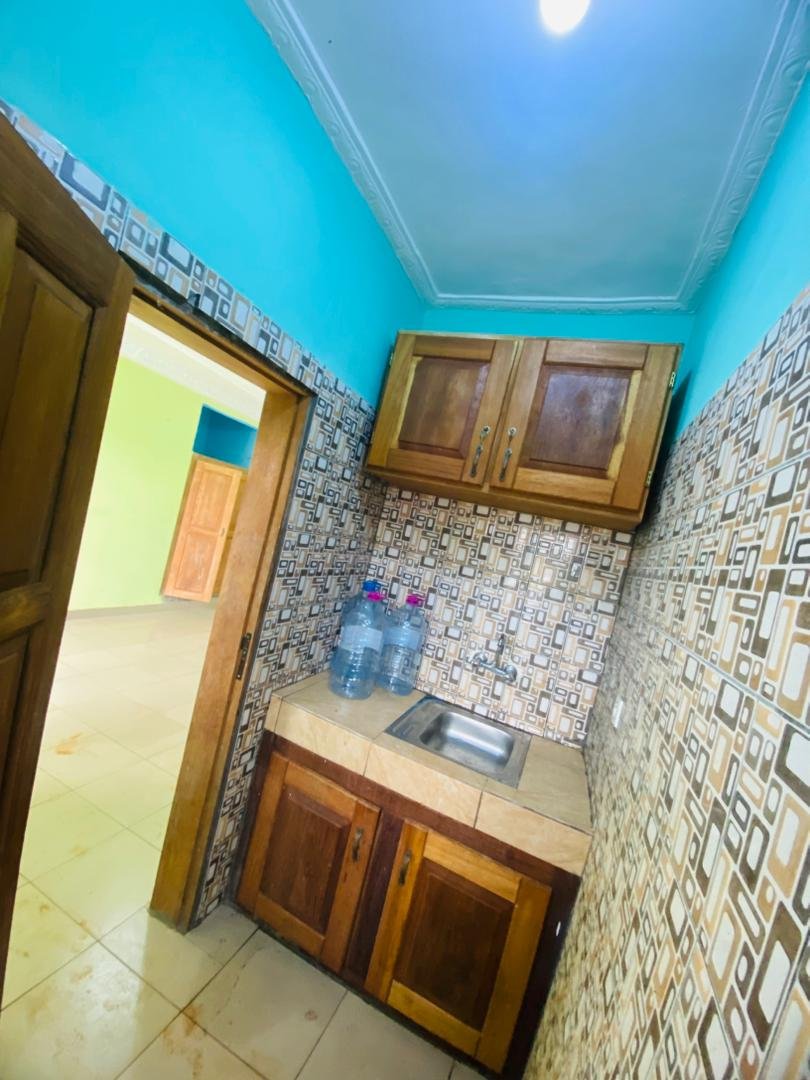 Chambre moderne  à louer, Odza, Yaoundé 