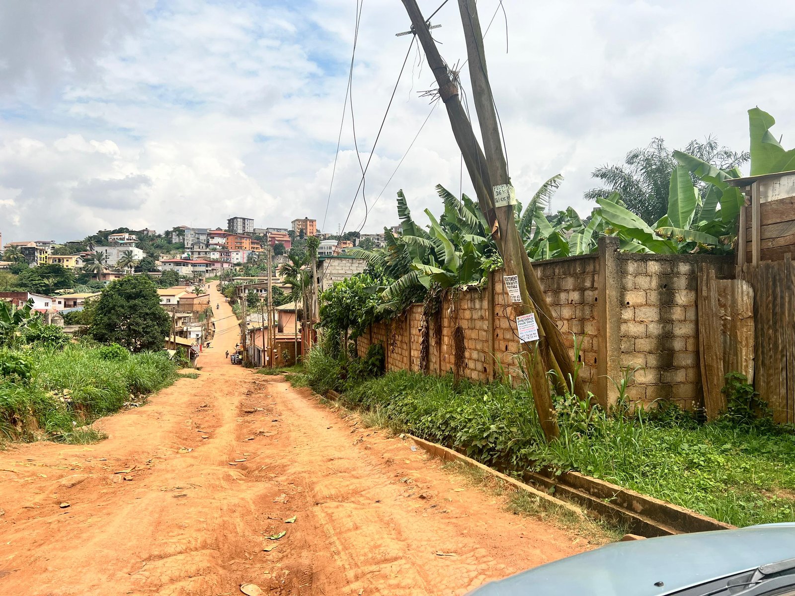 Terrain titré à vendre, Ngousso, Yaoundé 