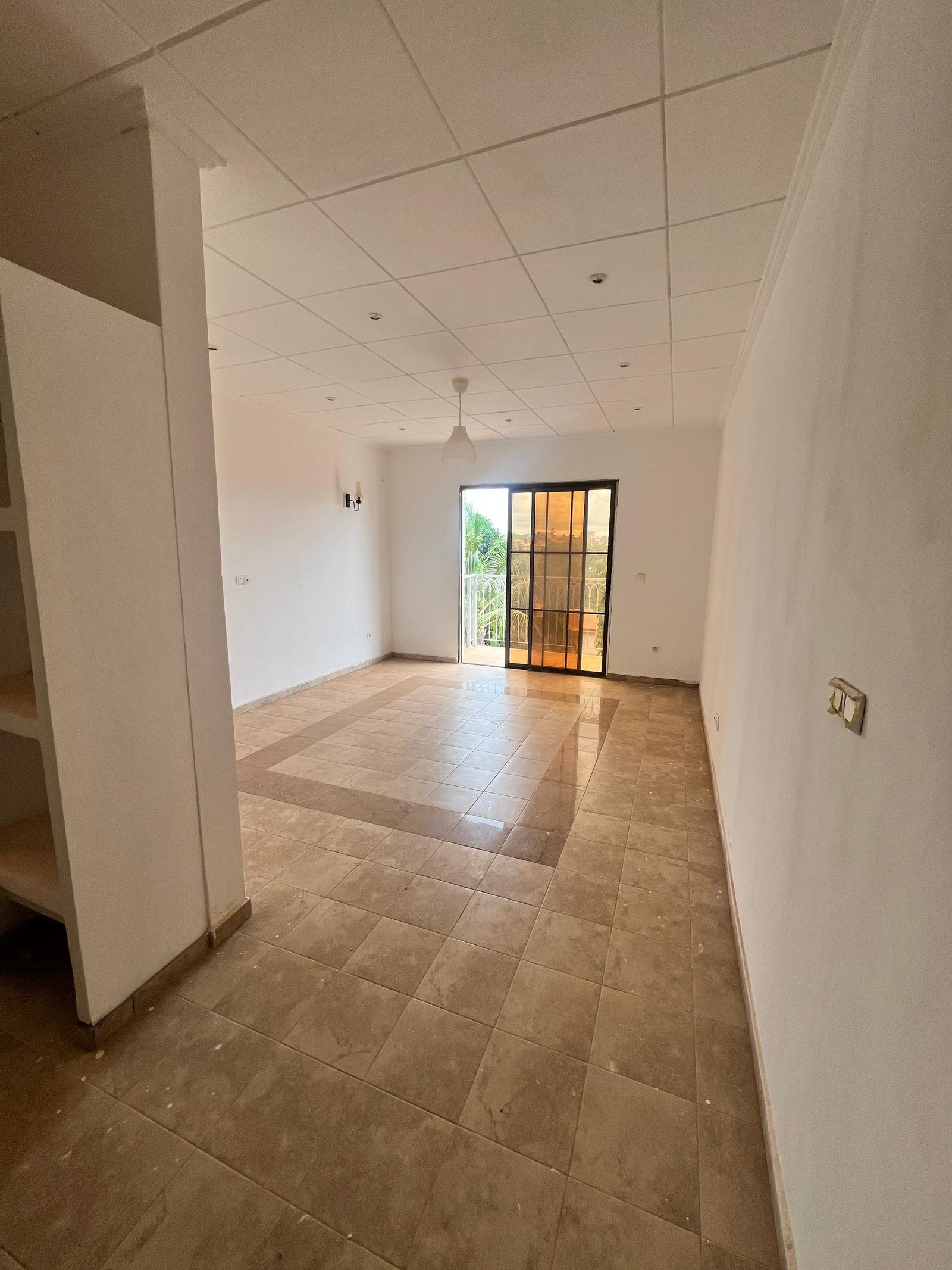 Duplex à vendre, Odza, Yaoundé 
