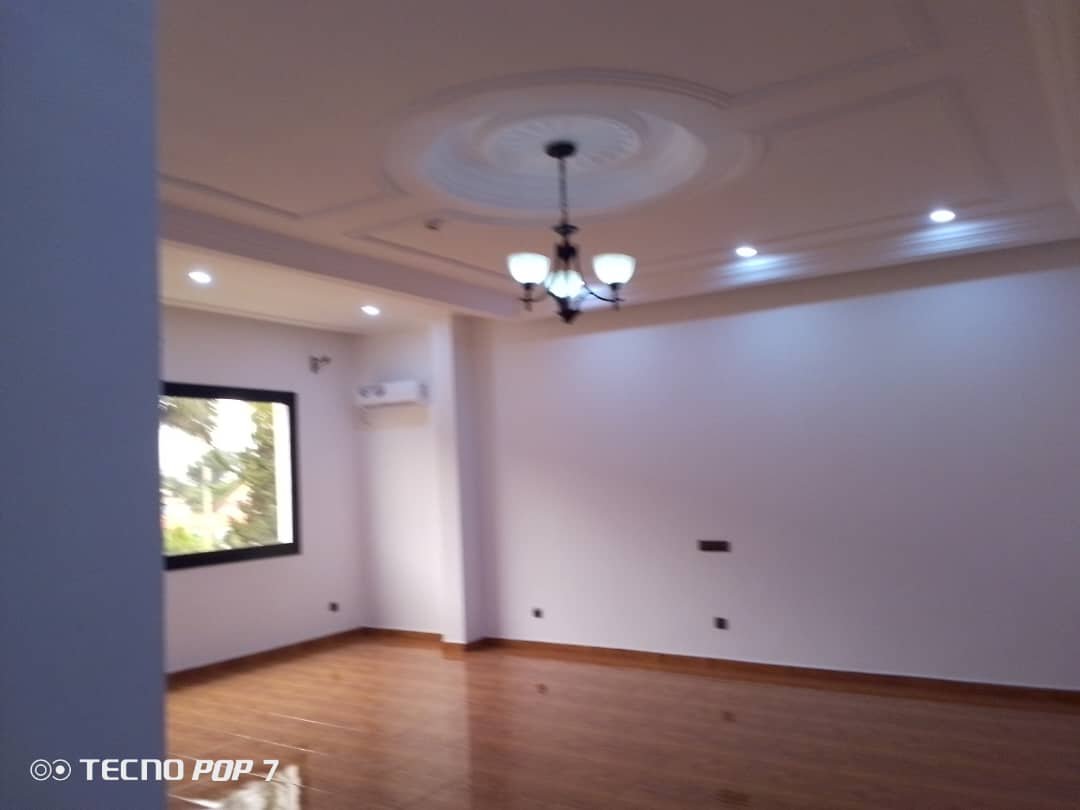 Appartement à louer, Golf, Yaoundé 