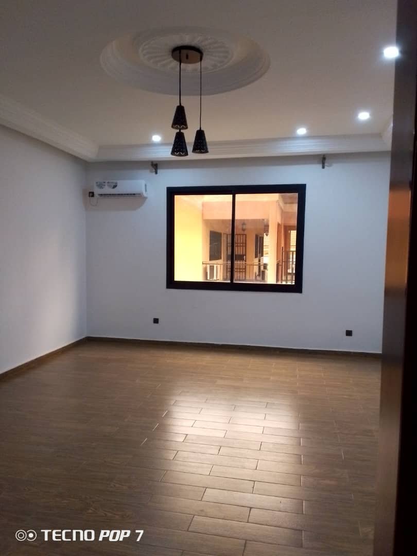 Studio à louer, Golf, Yaoundé 