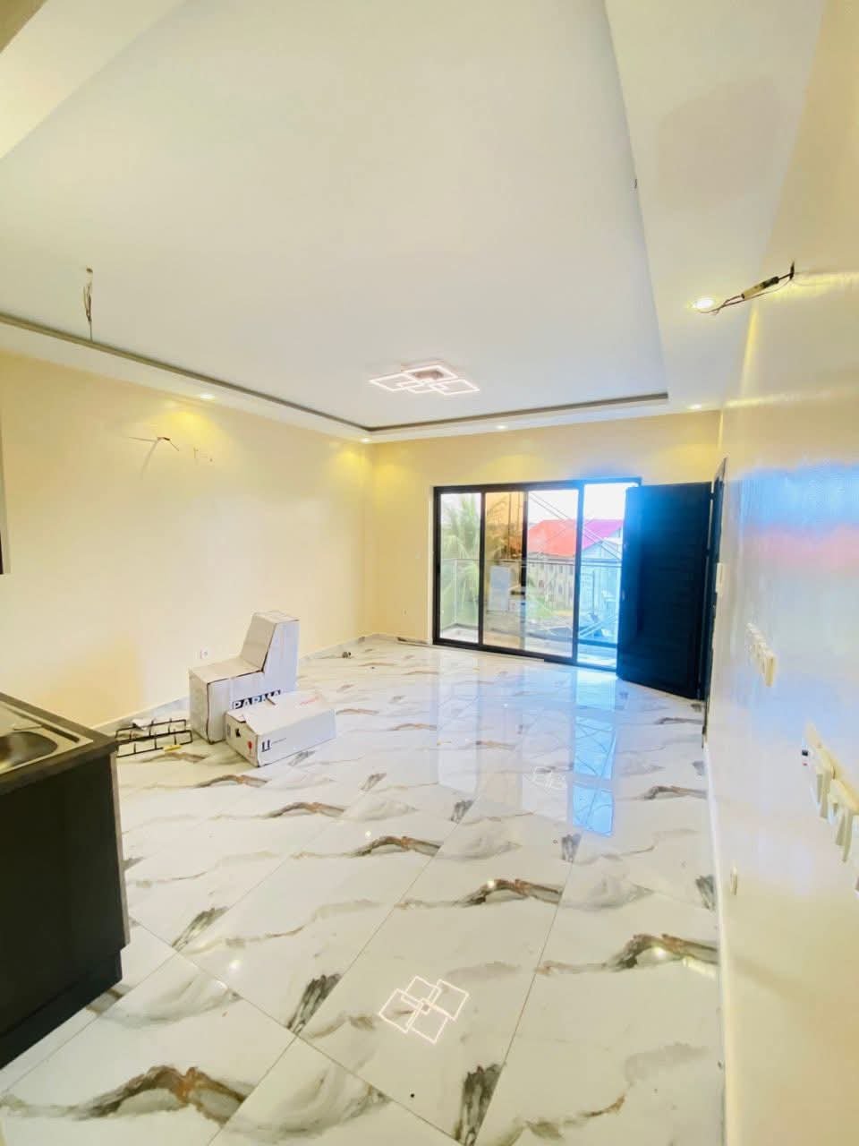 Studio à louer, Kotto, Douala 