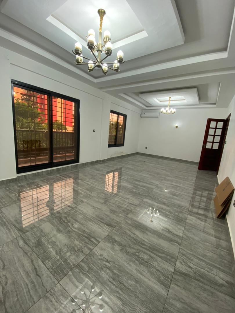 Appartement à louer, Bonamoussadi, Douala 