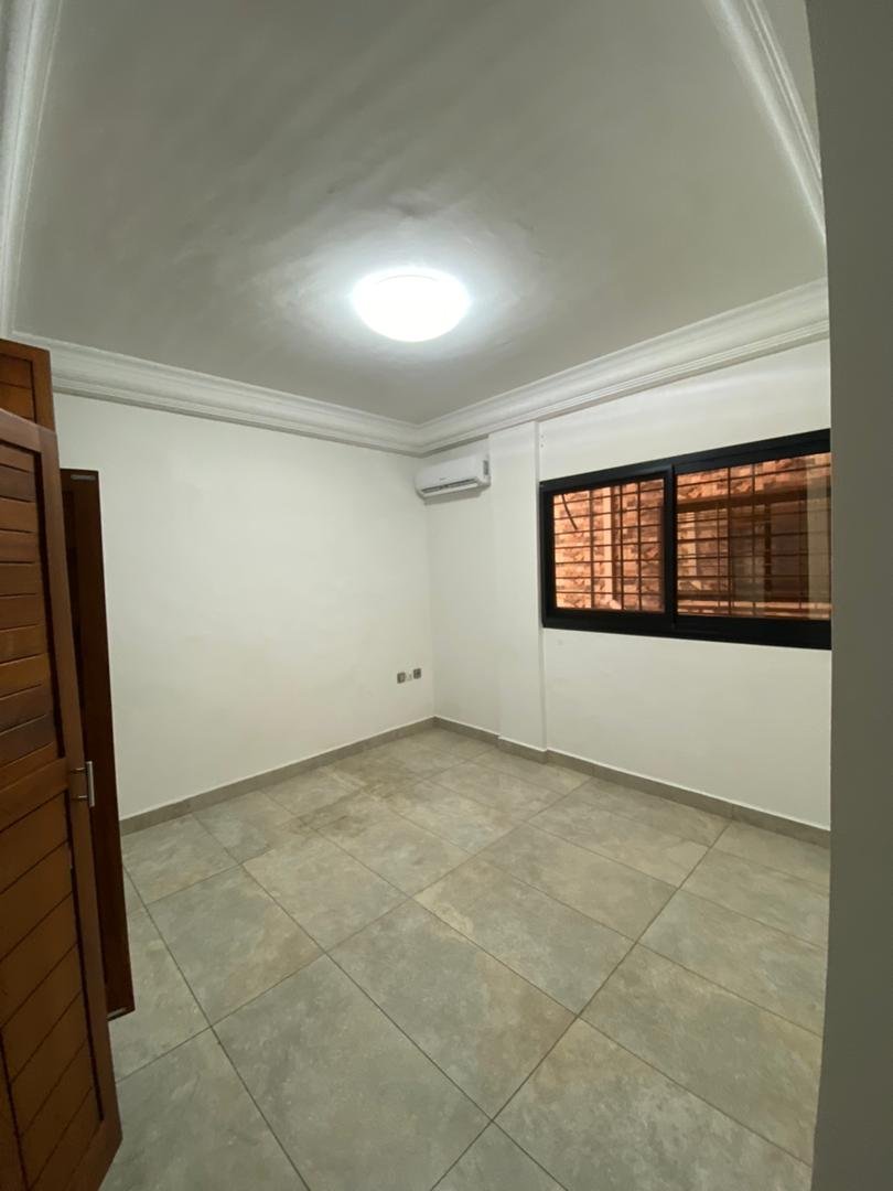 Appartement à louer, Bonamoussadi, Douala 