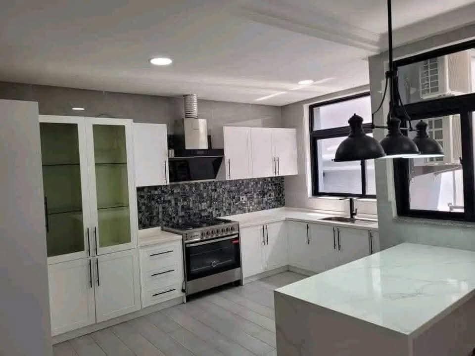 Appartement à louer, Bastos, Yaoundé 