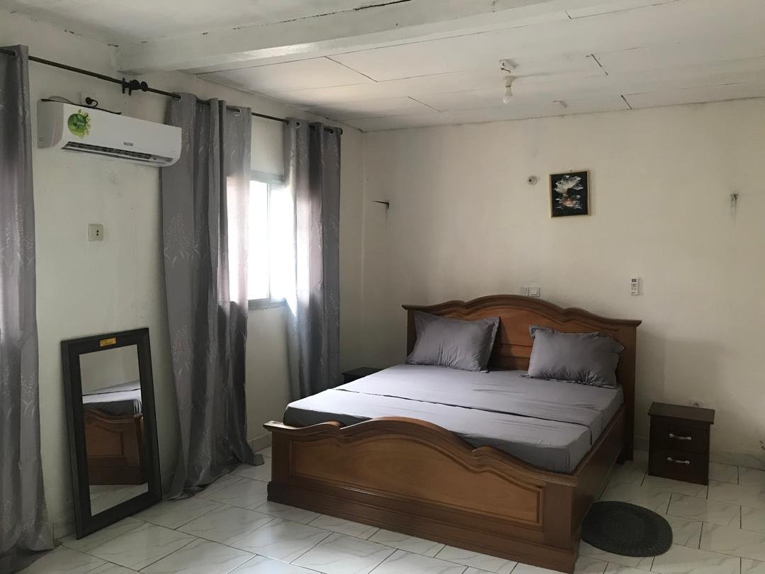 Studio meublé à louer, Nkolbisson, Yaoundé 