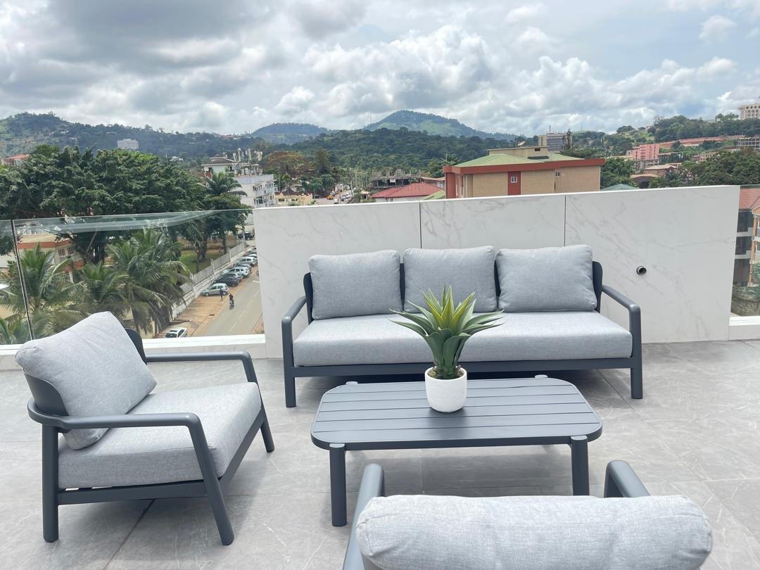 Appartement meublé à louer, Bastos, Yaoundé  