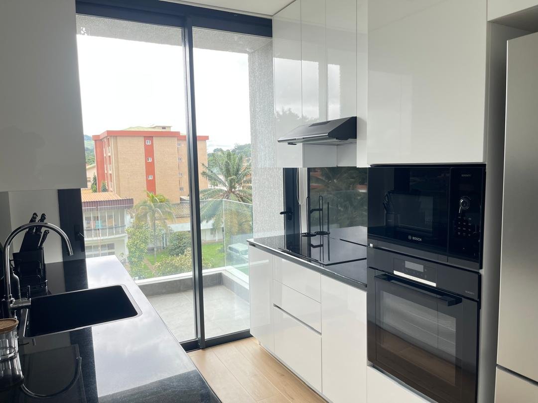 Appartement meublé à louer, Bastos, Yaoundé  