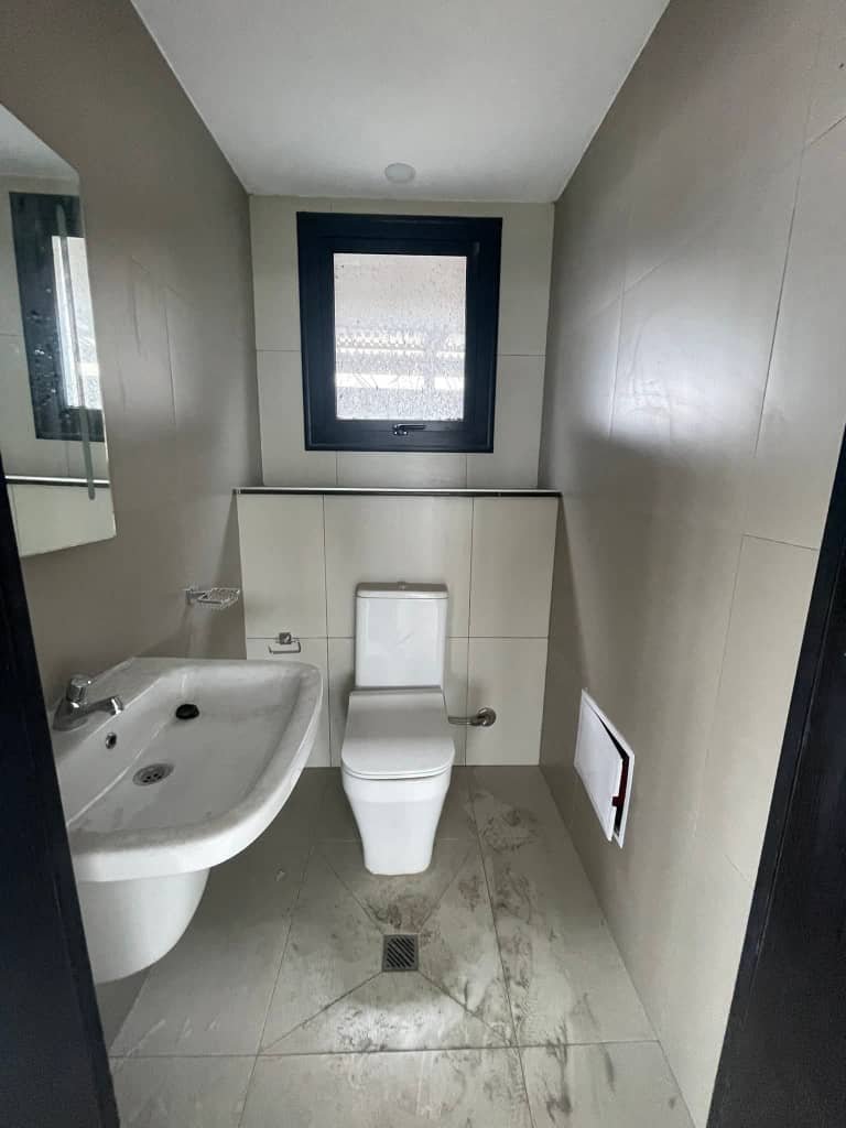 Bureau à louer, Bonanjo, Douala 