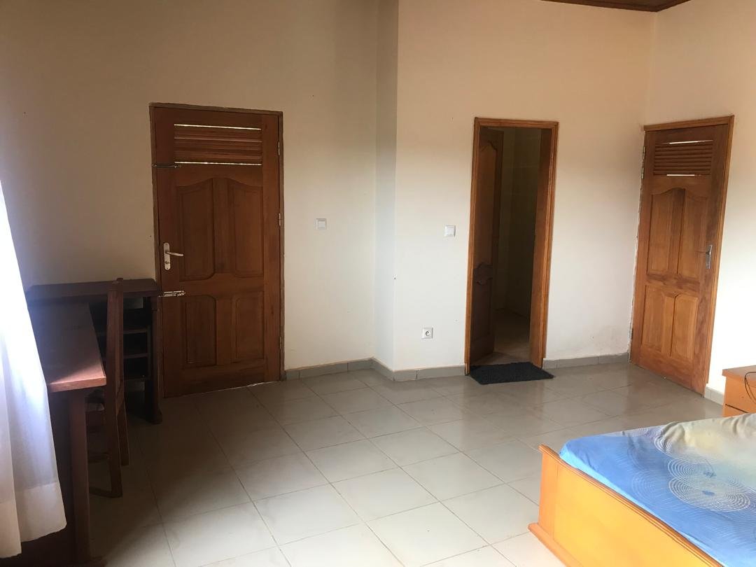 Duplex meublé à louer, Nkolbisson, Yaoundé 