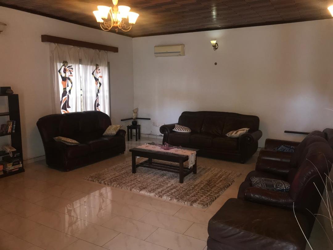 Villa meublée à louer, Nkolbisson, Yaoundé 