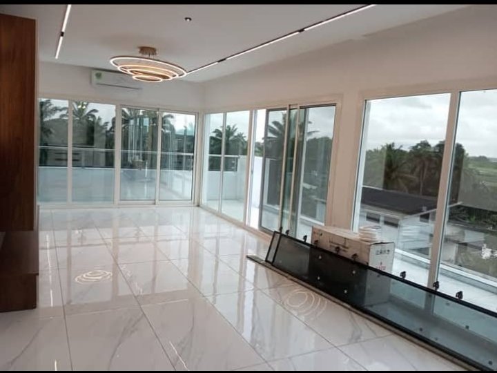 Magnifique penthouse a louer a Bonapriso 