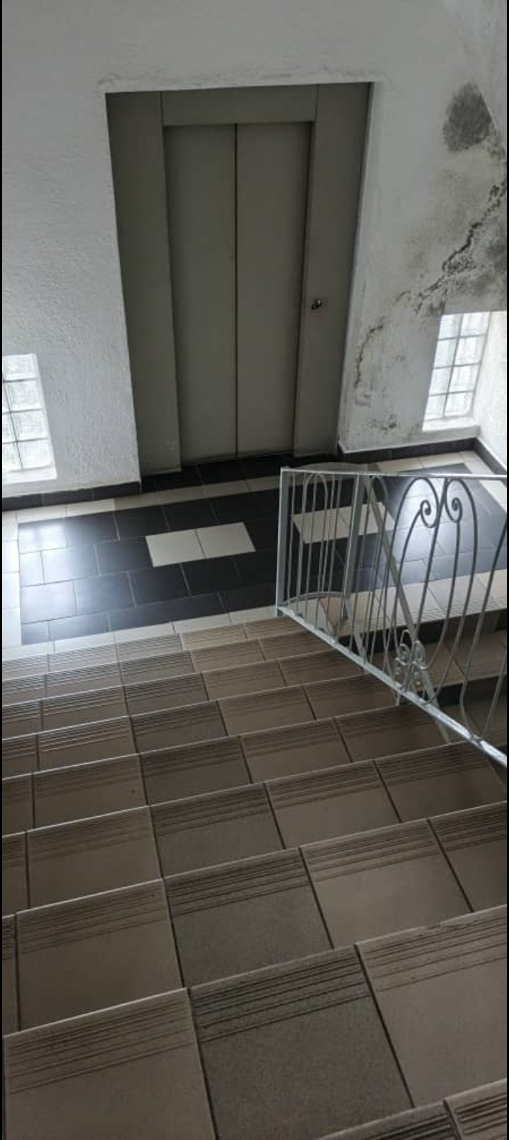 Magnifique appartement de 4 chambres a Bonapriso 