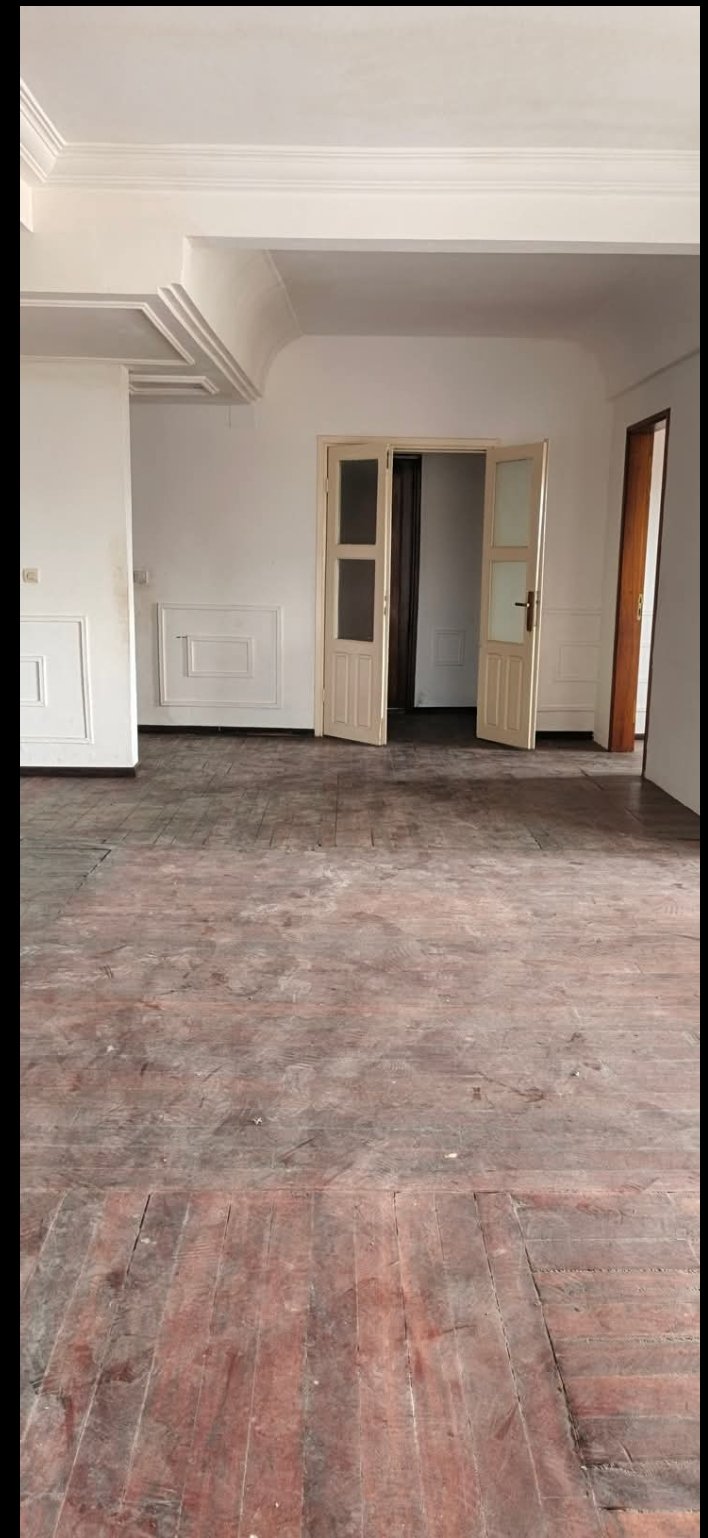 Appartement moderne de 4 chambres a Bonapriso 