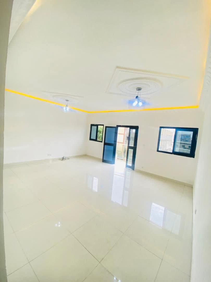 Appartement à louer, Bonamoussadi, Douala 
